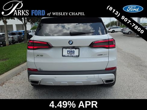 Used 2023 BMW X5 xDrive40i w/ Premium Package AWD/4WD image 6