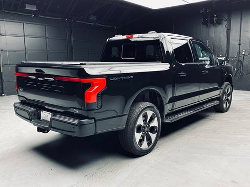 Used 2023 Ford F150 Lightning Platinum AWD/4WD image 7