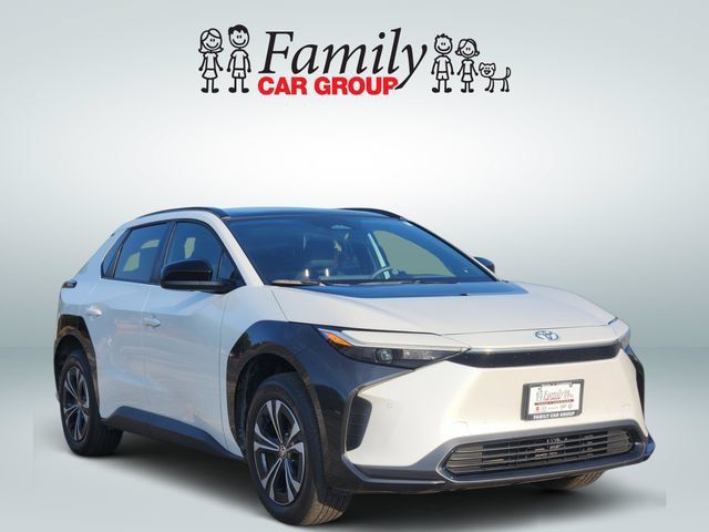Used 2024 Toyota bZ4X FWD w/ Weather Package image 2
