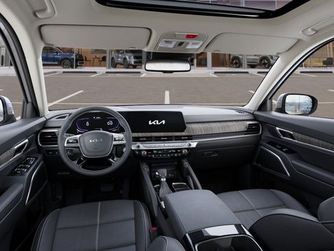 New 2025 Kia Telluride EX w/ EX Captain's Chair Package image 14