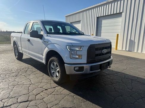 Used 2017 Ford F150 XL w/ Equipment Group 101A Mid image 4