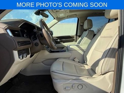 Used 2021 GMC Yukon Denali w/ Denali Premium Package image 10