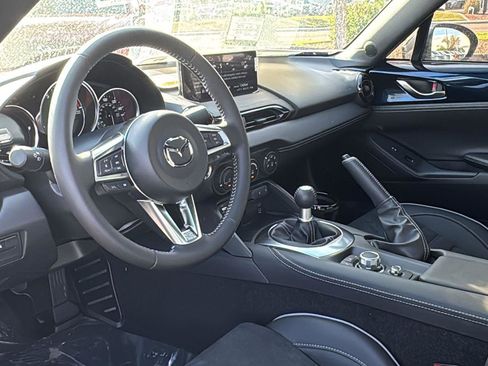 New 2025 MAZDA MX-5 Miata RF Club image 19
