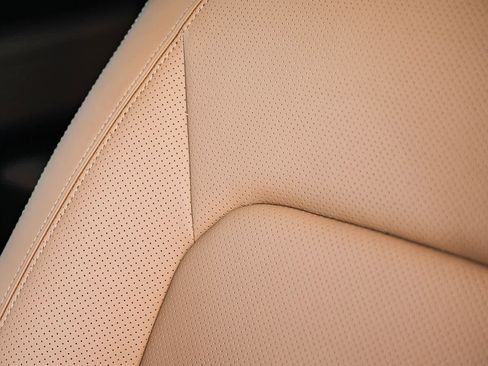 New 2026 Land Rover Defender 110 V8 image 23