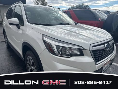 Used 2019 Subaru Forester Premium AWD/4WD image 7