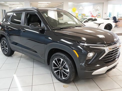 New 2026 Chevrolet TrailBlazer LT AWD/4WD image 15