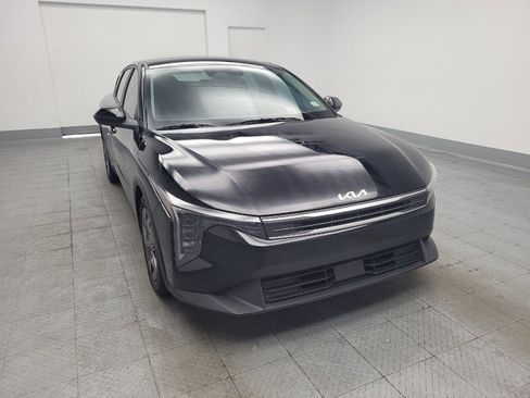 Used 2025 Kia K4 FWD image 14