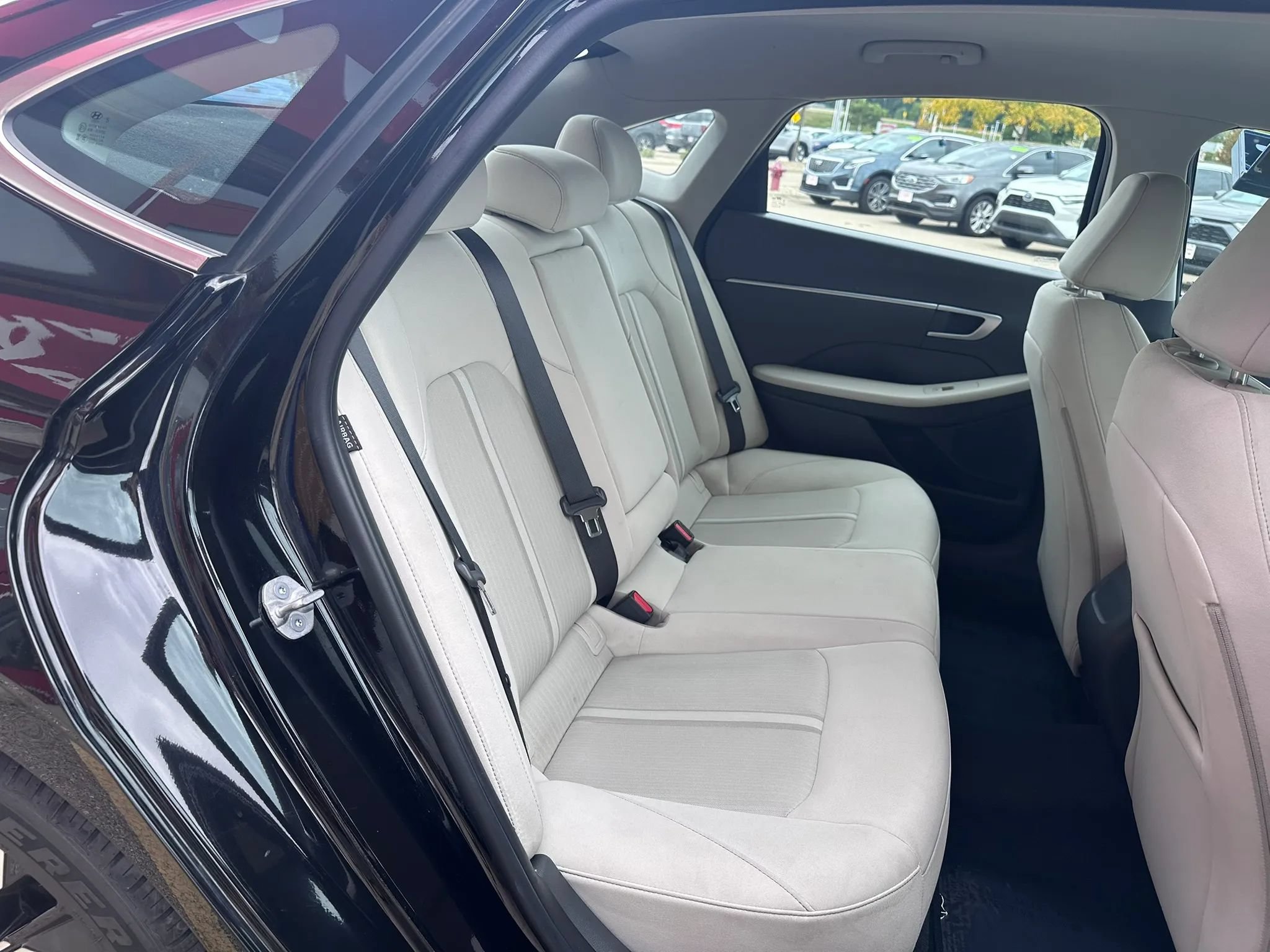 Used 2025 Hyundai Sonata SEL FWD image 12