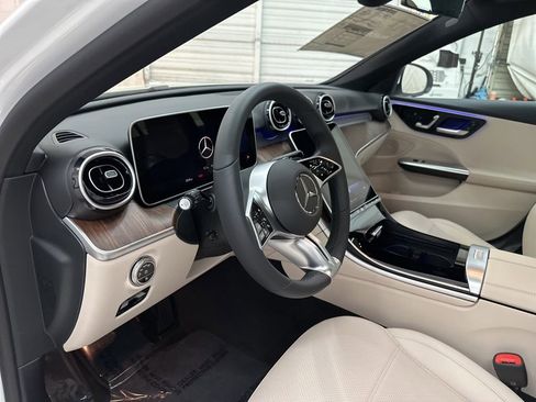 Used 2025 Mercedes-Benz C 300 C 300 image 9