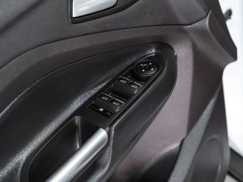 Used 2019 Ford Escape SEL AWD/4WD image 40