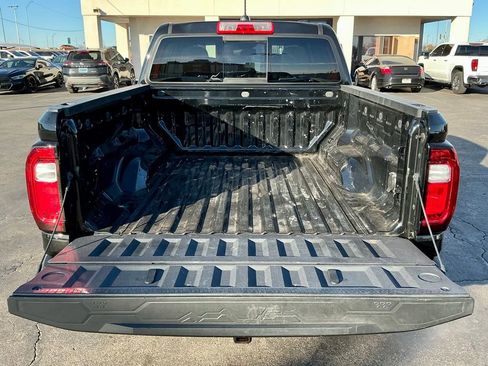 Used 2023 GMC Canyon Elevation w/ Convenience Package image 17