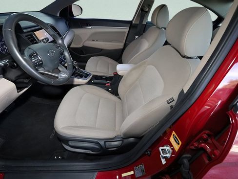Used 2019 Hyundai Elantra Value Edition FWD image 11