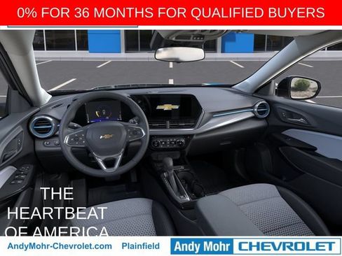 New 2026 Chevrolet Trax LT w/ Sunroof Package FWD image 19