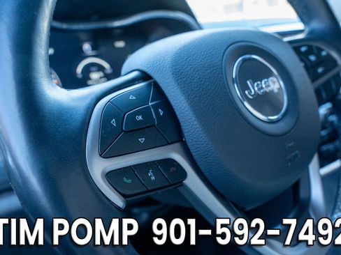 Used 2020 Jeep Grand Cherokee Altitude image 25