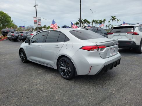 Used 2026 Toyota Corolla SE FWD image 8