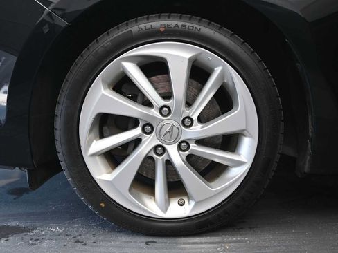 Used 2018 Acura ILX FWD image 12