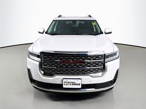 Used 2023 GMC Acadia Denali w/ Denali Ultimate Package AWD/4WD image 4