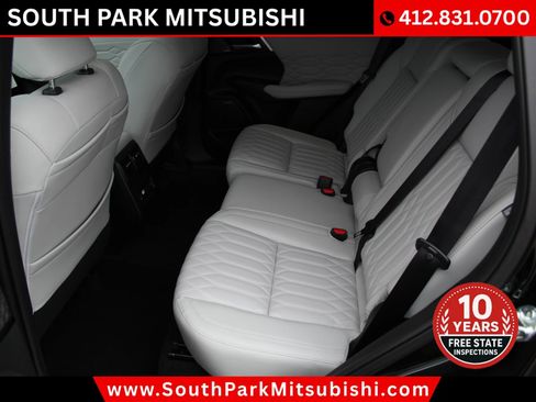 Used 2025 Mitsubishi Outlander GT image 15