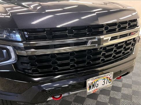 Used 2022 Chevrolet Tahoe Z71 w/ Luxury Package AWD/4WD image 29