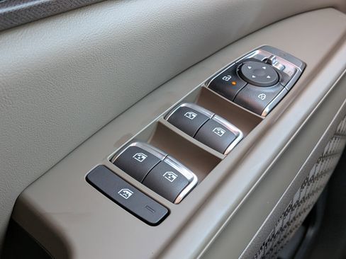 New 2026 Kia Carnival EX image 29