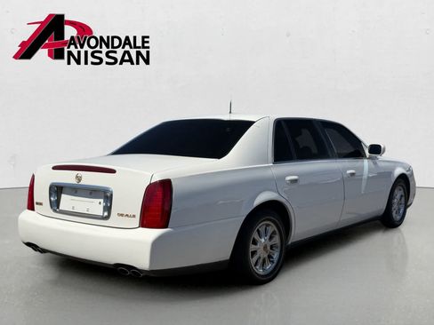 Used 2004 Cadillac De Ville FWD image 4