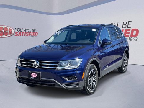 Used 2021 Volkswagen Tiguan SE image 4