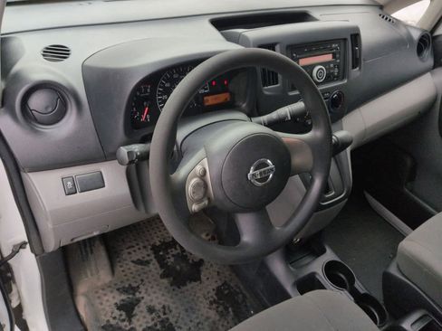 Used 2017 Nissan NV200 S w/ Back Door Glass Package image 10
