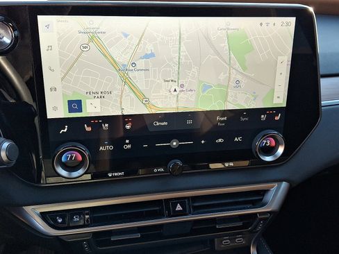 Used 2024 Lexus RX 350 Premium image 17