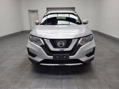 Used 2017 Nissan Rogue S image 14