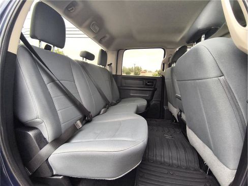 Used 2018 RAM 2500 Tradesman w/ Chrome Appearance Group AWD/4WD image 15