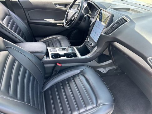 Used 2024 Ford Edge SEL AWD/4WD image 12