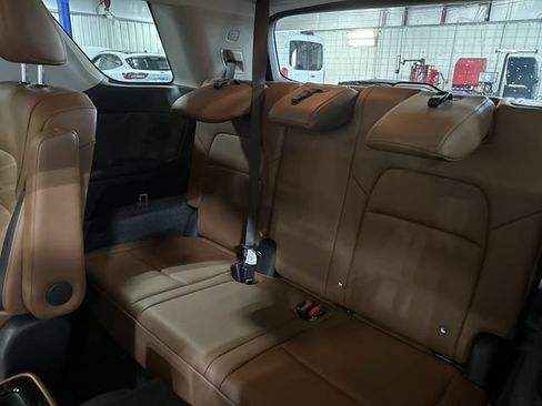 Used 2022 Nissan Pathfinder Platinum w/ Cargo Package AWD/4WD image 31