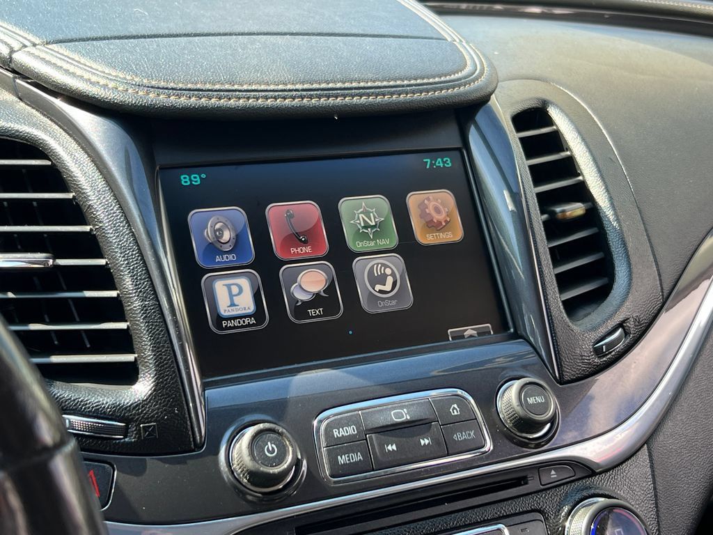 Used 2015 Chevrolet Impala LT w/ Convenience Package FWD image 28