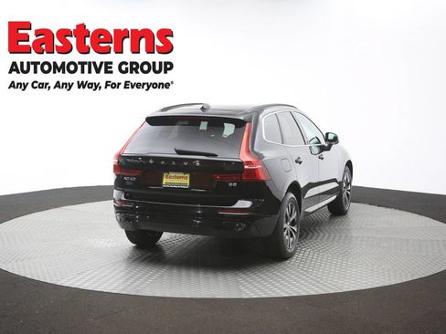 Used 2023 Volvo XC60 B5 Core FWD image 39