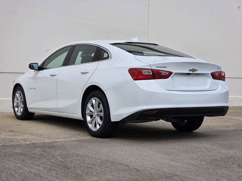 Used 2025 Chevrolet Malibu LT image 3