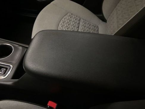 Used 2023 Chevrolet Equinox LT FWD image 45