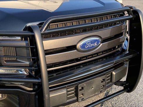 Used 2020 Ford F150 XLT w/ Equipment Group 302A Luxury AWD/4WD image 29