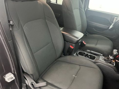 Used 2021 Jeep Wrangler Unlimited Sport image 28