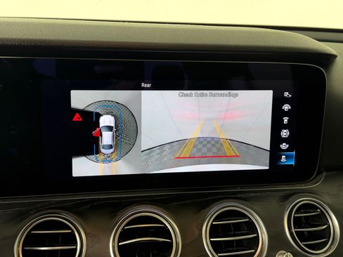 Used 2021 Mercedes-Benz E 350 Sedan image 25