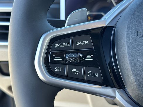 New 2026 BMW 330i Sedan w/ M Sport Package image 14