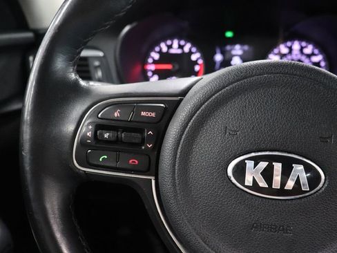 Used 2017 Kia Optima EX w/ Premium Package image 23