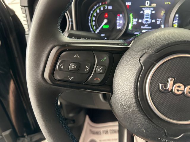 Used 2024 Jeep Wrangler Unlimited Rubicon 4xe w/ Technology Group AWD/4WD image 15