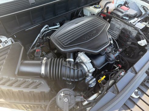 Used 2018 GMC Acadia Denali w/ Technology Package AWD/4WD image 34