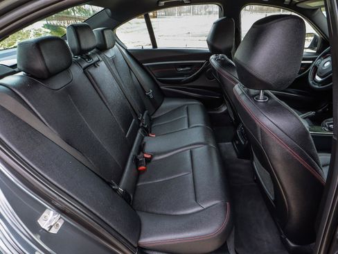 Used 2018 BMW 330i Sedan image 37