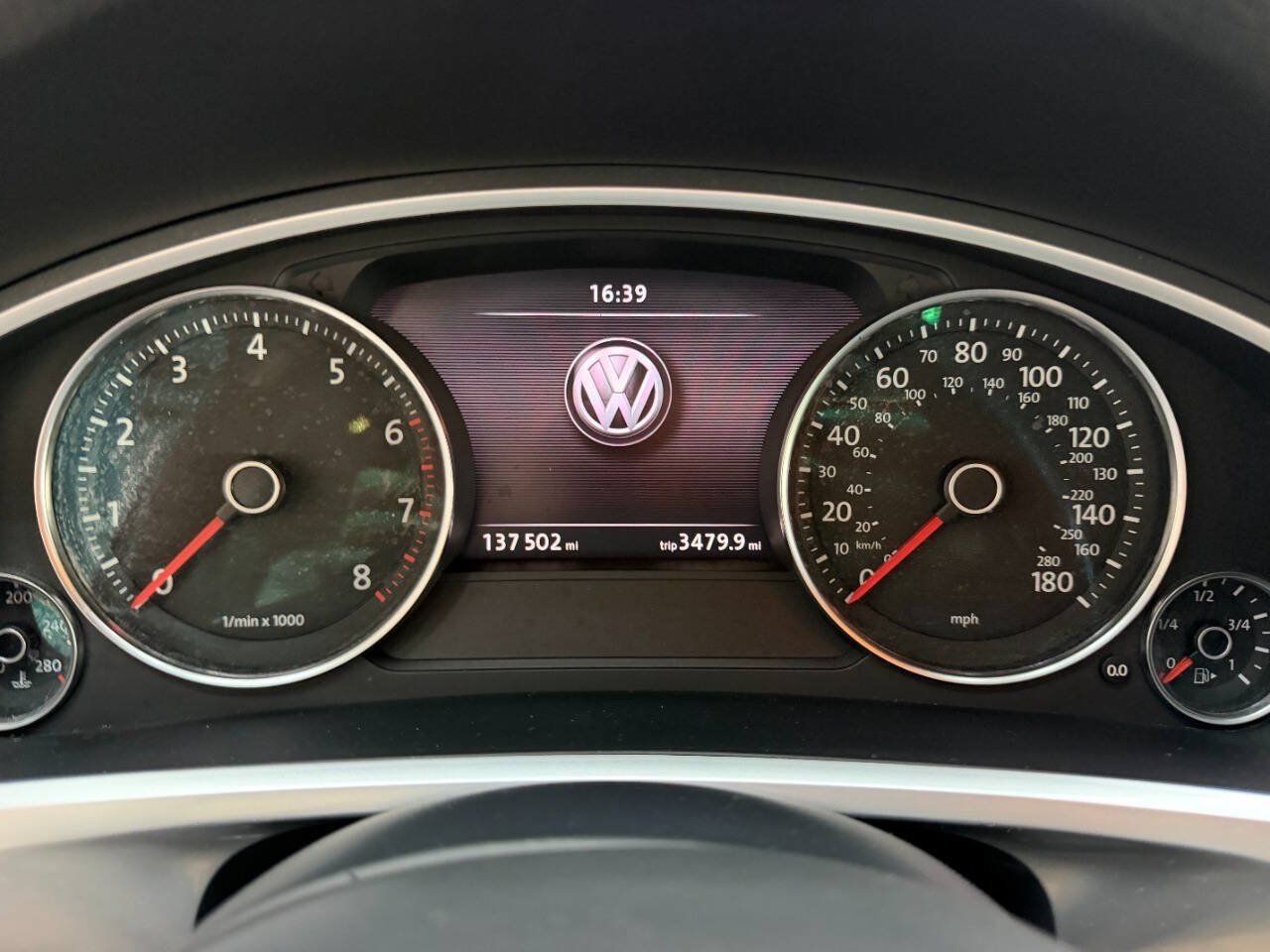 Used 2012 Volkswagen Touareg VR6 AWD/4WD image 25
