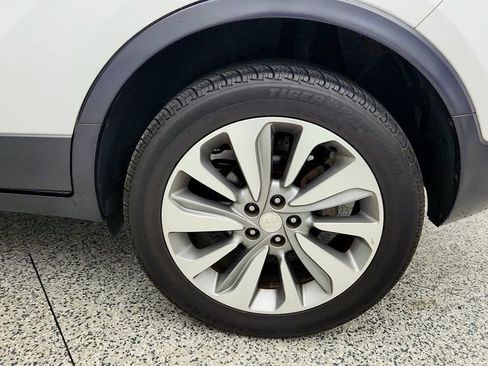 Used 2019 Buick Encore Preferred AWD/4WD image 9