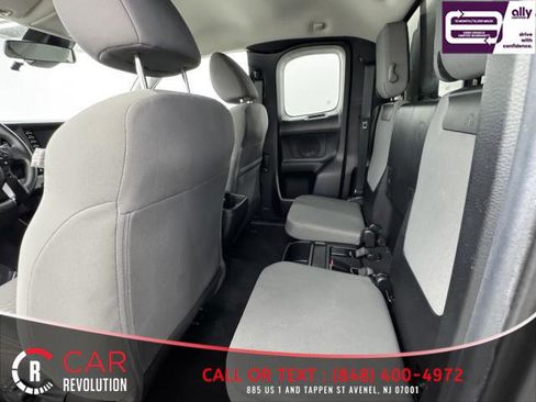 Used 2021 Toyota Tacoma SR5 image 18