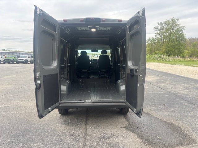 New 2026 RAM ProMaster 1500 w/ Convenience Group FWD image 7