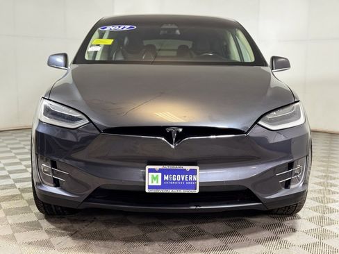 Used 2017 Tesla Model X 75D image 10