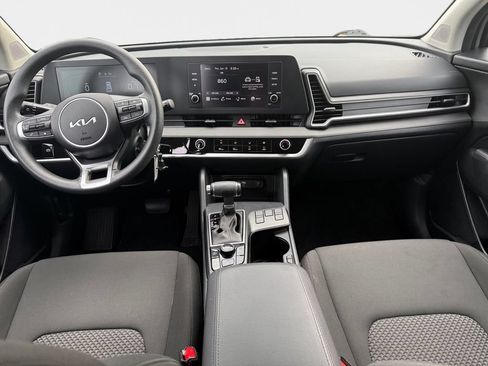 Used 2025 Kia Sportage LX FWD image 14
